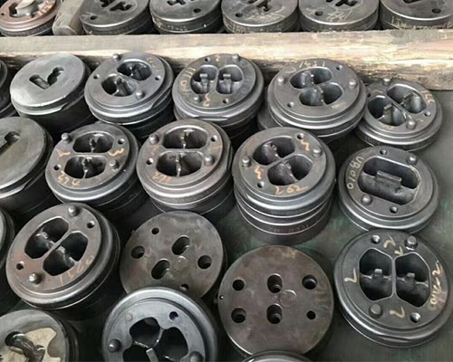 How Long to Open Aluminum Mold and Get Extrusion Sample