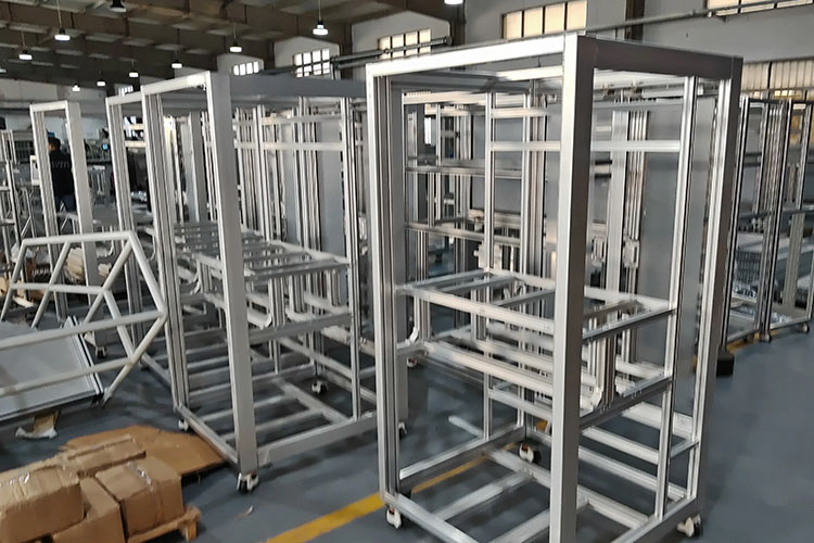 Aluminum Extrusion Die Design and Lifespan Aluminum Extrusion Die Design and Lifespan